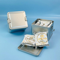Boîte à tiramisu en métal carrée en gros, 120*120*H95 mm, boîte en étain pour gâteau, collation, logo personnalisé