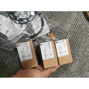 เซ็นเซอร์แบบดั้งเดิมและแบบใหม่สำหรับการตรวจจับระดับจุด LMT110 LMACE-A12E/QSKG/1/US - Product Image 4