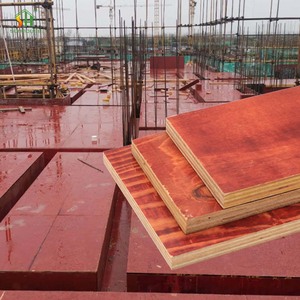 <span class=keywords><strong>Contreplaqué</strong></span> recouvert de Film 4*8 <span class=keywords><strong>contreplaqué</strong></span> de travail manuel 18mm qualité E1 pour la construction extérieure - Product Image 2