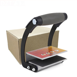 Outil de transport clé à économie de main-d 'œuvre lève-planche manutention <span class=keywords><strong>des</strong></span> carreaux de céramique <span class=keywords><strong>pince</strong></span> à clé de levage portable - Product Image 1