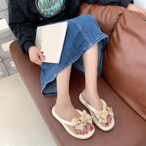 Tendance mode féminine : tongs avec pendentif ours en peluche, nouveau design, semelle souple, confortable, avec nœud décoratif - Product Image 6