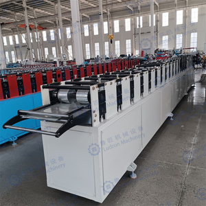 Machine de formage et de pliage de coudes de <span class=keywords><strong>gouttière</strong></span> d'évacuation d'eau, machine de fabrication de gouttières et de coudes pour conduites d'évacuation - Product Image 2