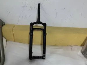<span class=keywords><strong>Fourche</strong></span> à suspension pneumatique pour <span class=keywords><strong>Fatbike</strong></span> 26X4.80, <span class=keywords><strong>fourche</strong></span> pour vélo électrique <span class=keywords><strong>Fatbike</strong></span>, déport 150-15 - Product Image 1