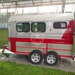 Remorque de transport de chevaux en fibre de verre 3 chevaux 2025 avec espace de vie, personnalisable pour le camping, la restauration et les courses de chevaux, robuste - Product Image 2