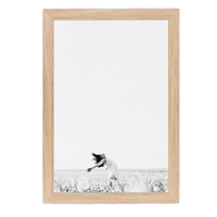 Cadre photo mural vertical Infantasie N3 18x26cm en chêne naturel MDF avec verre acrylique et support métallique