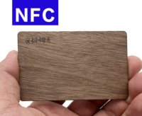 Kartu NFC kayu kenari hitam 13.56Mhz ISO14443A NFC kartu bisnis UID dapat diubah kartu NFC RFID UID