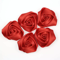 Assortiment de fleurs de Rose en Satin de couleur rouge pour emballage cadeau ruban de Satin pour bricolage décoration fleurs artificielles pour voiture de mariage