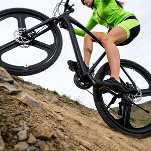 Vélo VTT <span class=keywords><strong>28</strong></span> <span class=keywords><strong>pouces</strong></span> en alliage d'aluminium, style sport, pour hommes adultes, professionnel, tout-terrain et course, directement de l'usine - Product Image 4