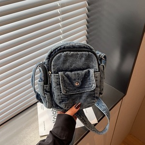 Bolso de Hombro Portátil de Diseño Artístico con Textura de Mezclilla Lavada, Estilo Vintage, con Forro de Algodón, para Uso Diario - Product Image 4