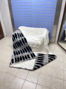 工場OEM冬高級ベッドカバーキングクイーン動物全皮レックスウサギの毛皮投げ毛布室内装飾用 - Product Image 3