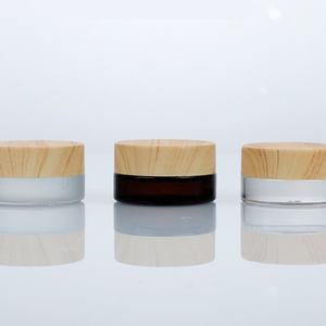 ขวดแก้วใสฝ้าทรงกลมขนาดเล็ก 5 กรัม 5 มล. สำหรับบรรจุภัณฑ์ครีมบำรุงรอบดวงตาสีเหลืองอำพัน พร้อมฝาพลาสติกไม้ไผ่ - Product Image 2