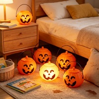 Promotion : Seau lumineux en forme de citrouille souriante pour l'intérieur, idéal pour la collecte de bonbons ou comme panier de déguisement, parfait pour les fêtes et les jeux.