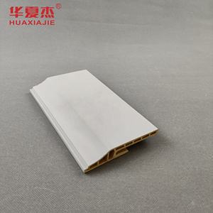 <span class=keywords><strong>Plinthe</strong></span> en WPC laminée au design moderne <span class=keywords><strong>Plinthe</strong></span> moulée de décoration intérieure durable et étanche - Product Image 2