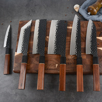 Lame à motif martelé Ensemble de couteaux de cuisine Cuchillos De Cocina entièrement fonctionnel Ensemble de couteaux de chef à manche en bois de rose forgé