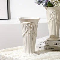 Vase en céramique fait à la main chinois ornements de Table de chevet en relief Arrangement de fleurs pincées décor à la maison Vase à fleurs