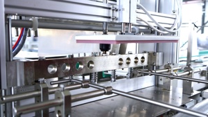 5L YCD6535 Bouteille D'eau Rétractable Machine D'emballage 3-en-1 Apparent <span class=keywords><strong>Film</strong></span> Rétractable Électrique Entraînement Noyau Moteurs PLC Alimentaire Boisson Boîtes - Product Image 4