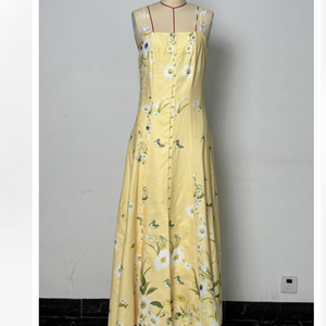 Jupe mi-longue à bretelles imprimée <span class=keywords><strong>fleurs</strong></span> de chrysanthème, col carré, coupe trapèze, pour l'été et la plage, robe femme, vente en gros sur mesure - Product Image 4
