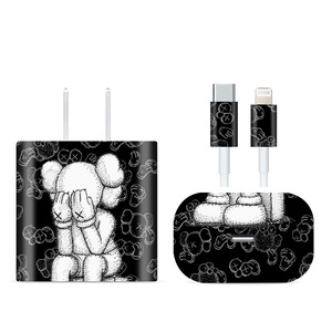 Protector de Cargador para Apple, Película Protectora para Adaptador Tipo C de 18W con Diseño de Oso - Product Image 5