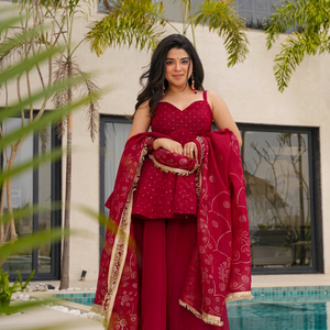 Costume Anarkali traditionnel indien pakistanais pour femmes, couleur marron, avec dupatta, brodé, tenue de mariage, coupe ample, extensible - Product Image 1