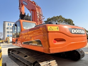 L'excavatrice hydraulique d'occasion de DX225LC-9C de Doosan a utilisé l'excavatrice hydraulique originale de chenille de DX225LC-9C de Doosan - Product Image 5