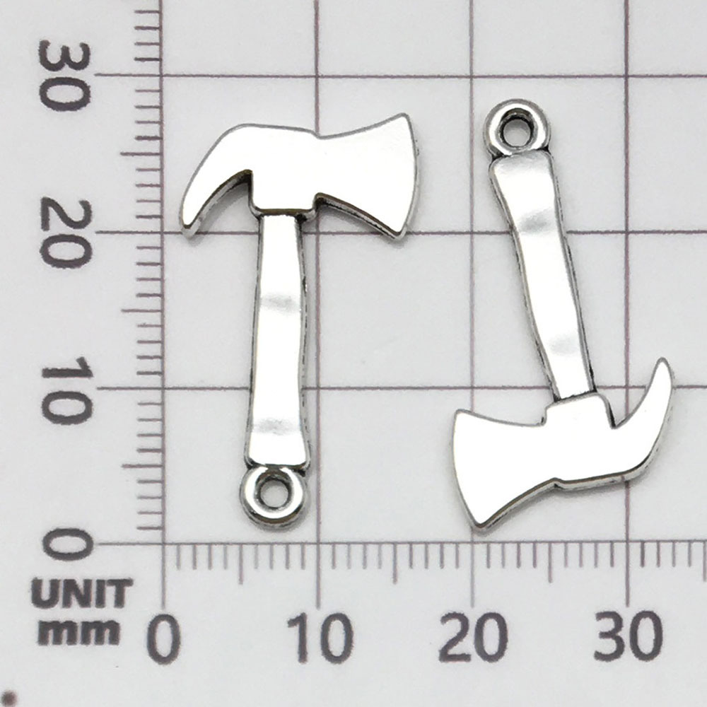 1 hache à outils en argent antique - 1,6g - 16*26mm - 8520