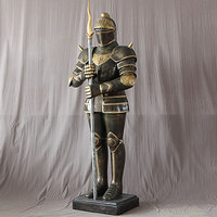 Statue de guerrier romain grandeur nature en fibre de verre couleur bronze antique, chevalier avec lance, statue romaine à vendre