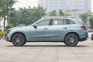 Mercedes-Benz AWD 260 L 4MATIC SUV, Caja de Cambios Automática, Cuero, Volante a la Izquierda, 2025 - Product Image 3