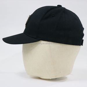 Gorra de Béisbol HKZB con Parche Metálico Personalizado, Correa de Cuero Ajustable, Gorra de Algodón Tipo Dad Hat, Estructurada y Premium para Uso Diario Informal - Product Image 3