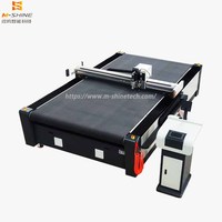 Máquina Fresadora CNC Multifuncional 1625 con Mesa de Trabajo Equipada con Cuchilla Vibratoria para Grabado y Corte CNC de Materiales Compuestos