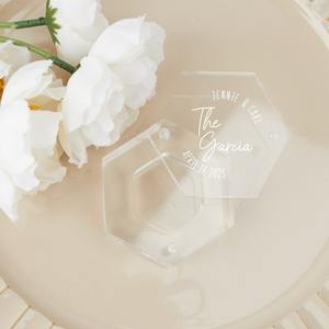 Boîte à bagues hexagonale en acrylique classique pour fournitures de bureau avec impression personnalisée, conception monobloc pour demande en mariage - Product Image 4