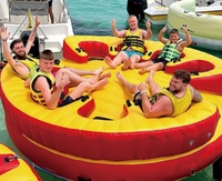 Hochwertiges heißes Verkauf aufblasbares Drift Slider schwimmendes Kissen Komfortable Wasserspiele Wasser gefülltes verrücktes UFO-Sofa