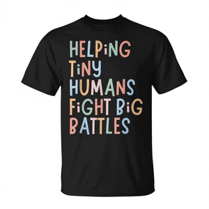 T-shirt d'infirmière en soins intensifs pédiatriques : Aider les petits êtres humains à combattre les grandes batailles - Product Image 2