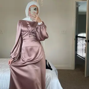 2022 Custom New Design elegant Solid Abaya Dubai Fashion Women's Muslim Clothes crew neck satin Islamic Dress