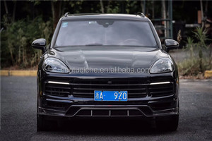 ชุดแต่งคาร์บอนไฟเบอร์ใหม่สำหรับรถ PORSCHE Cayenne ประกอบด้วยสปอยเลอร์หน้า สปอยเลอร์หลัง และกันชนรถ - Product Image 3