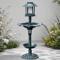 Mangeoire à oiseaux et station de bain solaire LED, style cascade antique, avec base remplie de pierres, en résine résistante aux intempéries, toit de gazebo, écologique, antirouille