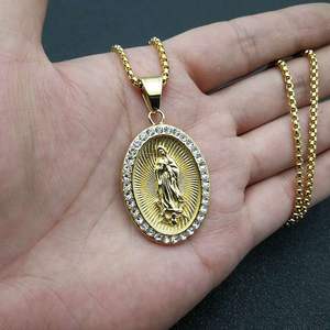 Collar de camafeo de acero de titanio Virgen María Cubic Zircon Crystal Blessed Saint Hail Virgen María Colgante Collares chapados en oro - Product Image 2