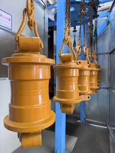 두산 굴삭기 언더캐리지 부품 트랙 롤러 DX140, DX150, DX300, DX370, 130-3/5, 140LCV, DX140LCR, K1033977, K1037713A, DX225LC - Product Image 2