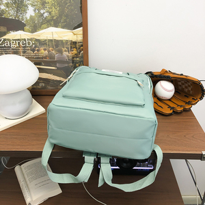 Mochila para Portátil <span class=keywords><strong>Himawari</strong></span> 2023 9018 Vintage de 14 Pulgadas con Puerto de Carga USB, Impermeable, Estilo Inglés, Capacidad de 20-35L, Cierre de Cremallera - Product Image 3