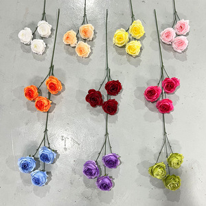 Ramo de Rosas Artificiales de 3 Cabezas con Borde Rizado, Flor de Seda para Decoración del Hogar y Bodas - Product Image 2