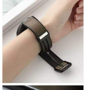 Nouveau bracelet de montre en cuir et silicone pour Samsung Watch4 Huawei GT5 Xiaomi Band 9pro 18mm 20mm 22mm Boucle magnétique carrée - Product Image 3