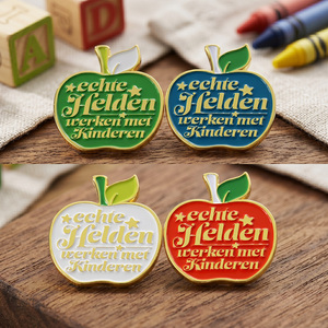 Pin Personalizado para Profesor, Broche de Manzana Chapado en Oro, Pin de Metal de Aleación de Zinc Esmaltado, Fabricante para Educadores, Regalos y Eventos Escolares - Product Image 4
