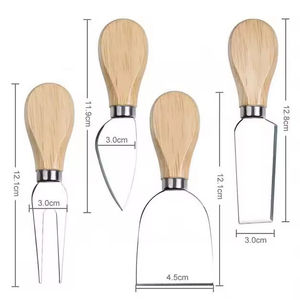 Tabla de Quesos y Charcutería con Bandeja de Servicio, Incluye 4 Cuchillos de Acero Inoxidable y Cuchillo Grueso de Madera, Regalo para el Hogar - Product Image 3