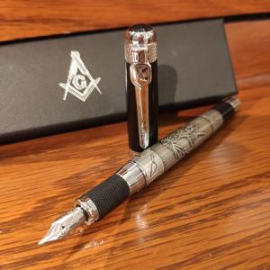 189 Logotipo de estrella oriental grabado símbolos masónicos estilo antiguo pluma estilográfica de metal masónico pesado negro con caja de regalo - Product Image 6