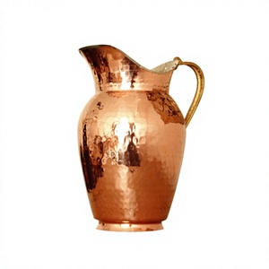Pichet à eau en cuivre martelé fait main 1,5 L, style vintage, carafe en métal durable pour boissons et service de fête - Product Image 1