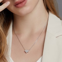 Collier à pendentif en Moissanite avec diamant taille ronde VVS personnalisé Collier en argent sterling 925 avec cœur en Moissanite Cadeau pour fille