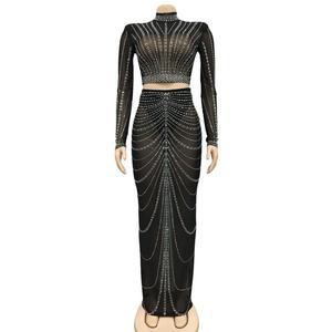 Ensemble deux pièces Lang Jun : Robe longue moulante sexy en maille noire avec estampage à chaud et effet diamant pour spectacles en boîte de nuit et bars - Product Image 5