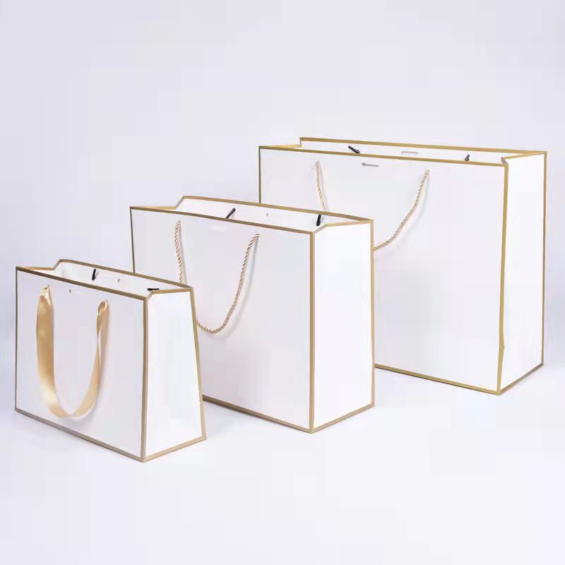 Gift Kraft Paper Shopping Packaging Gift Paper Bag Printed Party Assorted Embossed Patterned Paper Gift Box