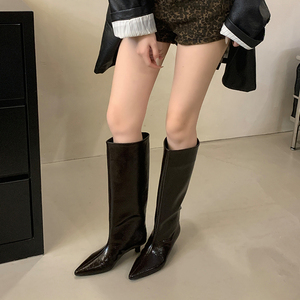 Botas Altas de Tacón Bajo con Punta en Pico, de Charol Rojo Oscuro, Estilo Otoño/Invierno, para Mujer, Nueva Colección en Oferta - Product Image 4