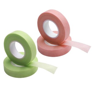Ruban adhésif coloré pour extensions de cils de style japonais, avec trous, respirant, hypoallergénique et adhérence optimale. Cils verts et roses - Product Image 1
