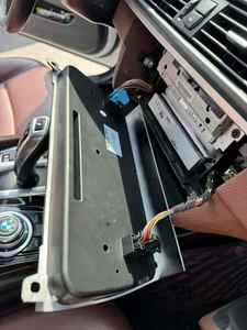 Para la Serie 5 2011-2017 F10/F18, Nuevo Aire Acondicionado OLED Mejorado con Android Auto y Puerto para Reproductor - Product Image 6
